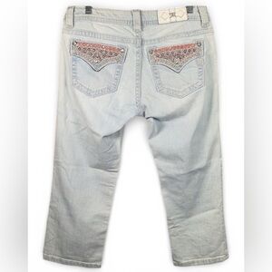 Miss Me denim capris. Size 29 💞